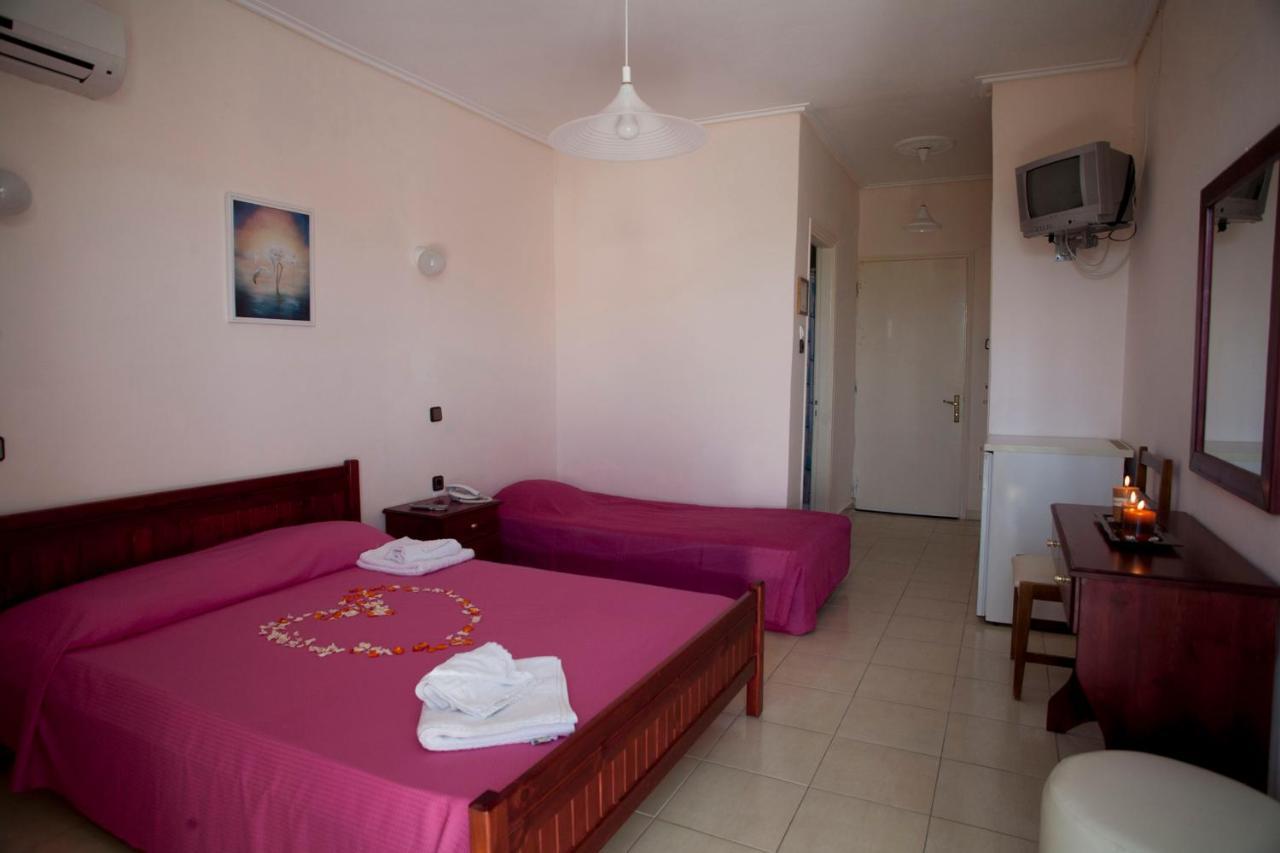 Francisco Beach Hotel Agios Andreas (Messenia) Quarto foto